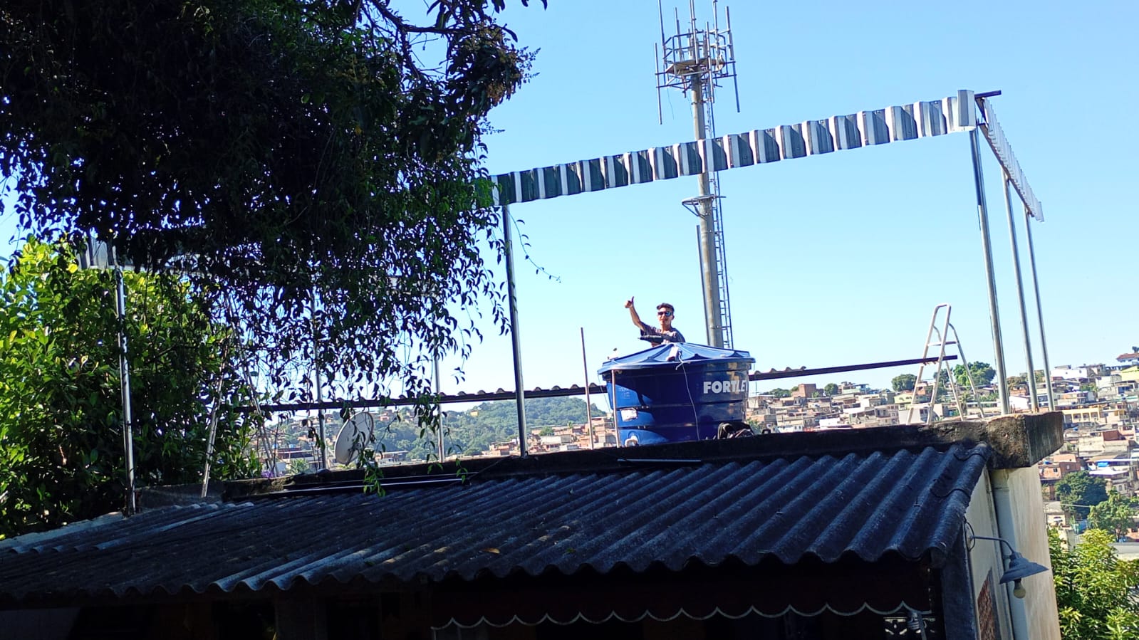 Cobertura metálica finalizada